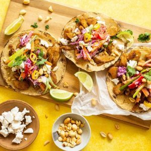 Vegane Chicken Tacos mit Coleslaw und Hirte