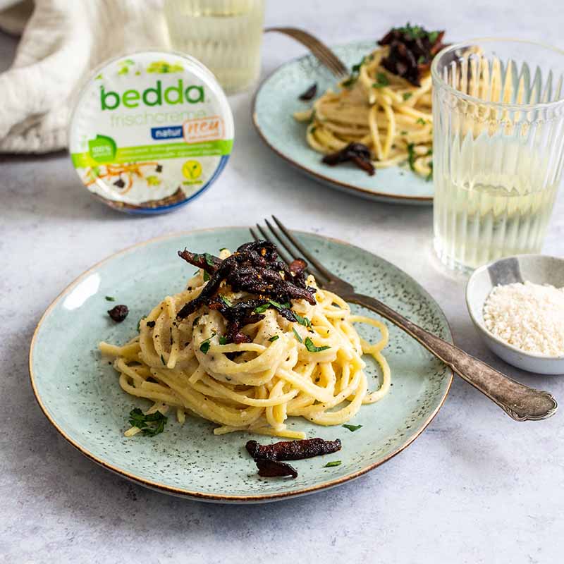 Super schnell + lecker = vegane Pasta mit Shiitake Bacon